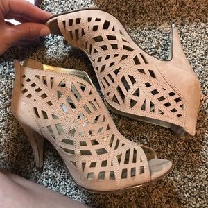 X Appeal Nude Heels
